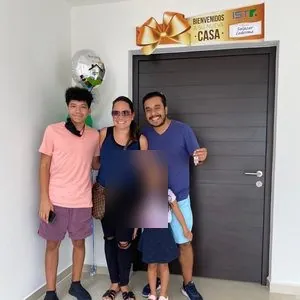 Familia con su nueva casa en Villahermosa